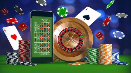 Filipino player accessing ph365 app sports betting on a smartphone outdoors